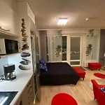 To Luxstudio Savusuite From Helsinki Airport 6 Min, To 27min, Freeparking In Kivistoe Апартаменты Вантаа