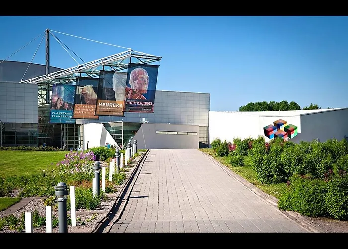 To Luxstudio Savusuite From Helsinki Airport 6 Min, To 27min, Freeparking In Kivistoe Appartamento *