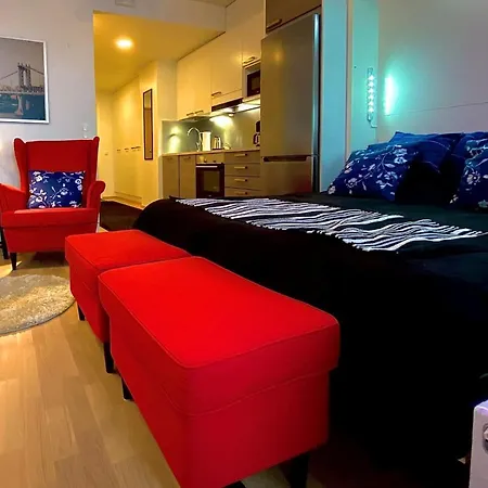 To Luxstudio Savusuite From Helsinki Airport 6 Min, To 27min, Freeparking In Kivistoe Vantaa