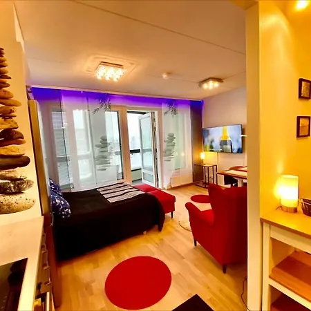 Apartamento To Luxstudio Savusuite From Helsinki Airport 6 Min, To 27min, Freeparking In Kivistoe Vantaa